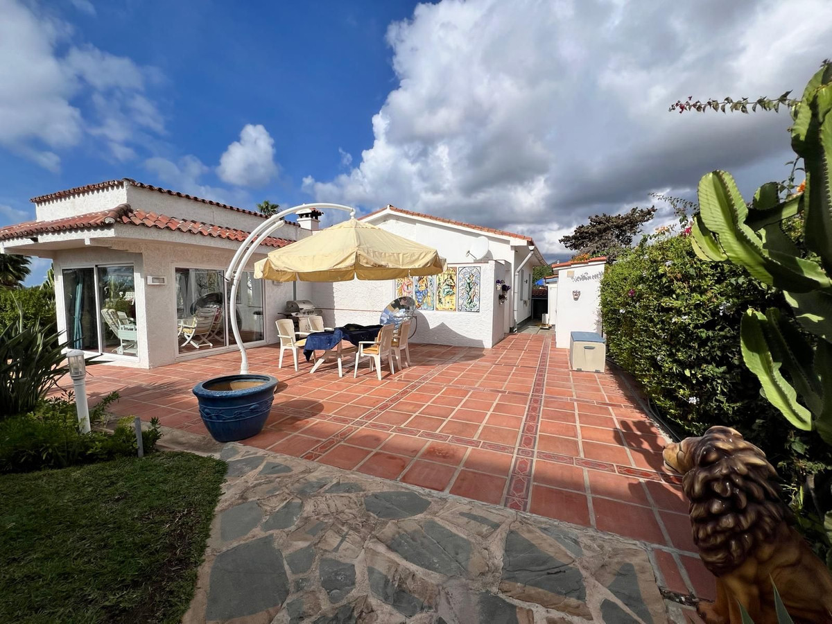 2d7248d19078950a640f78dbc85c3f22 - 10