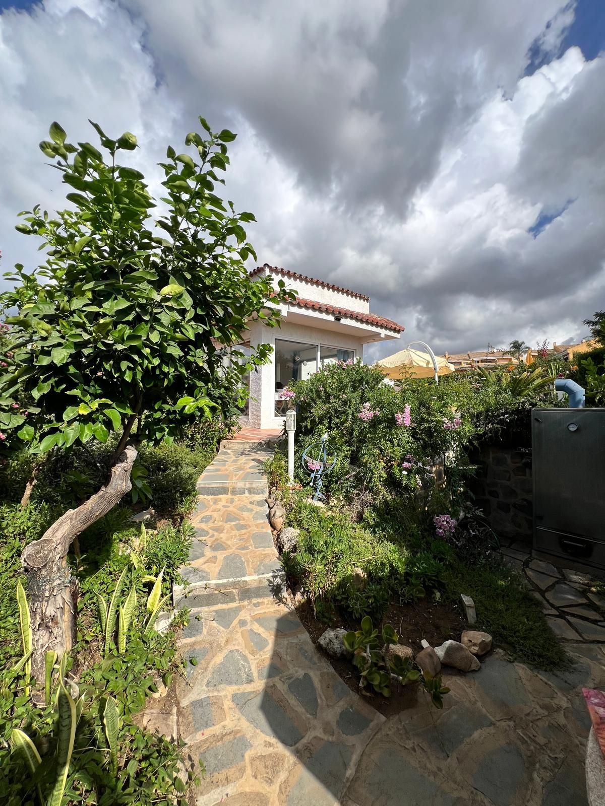 2d7248d19078950a640f78dbc85c3f22 - 17