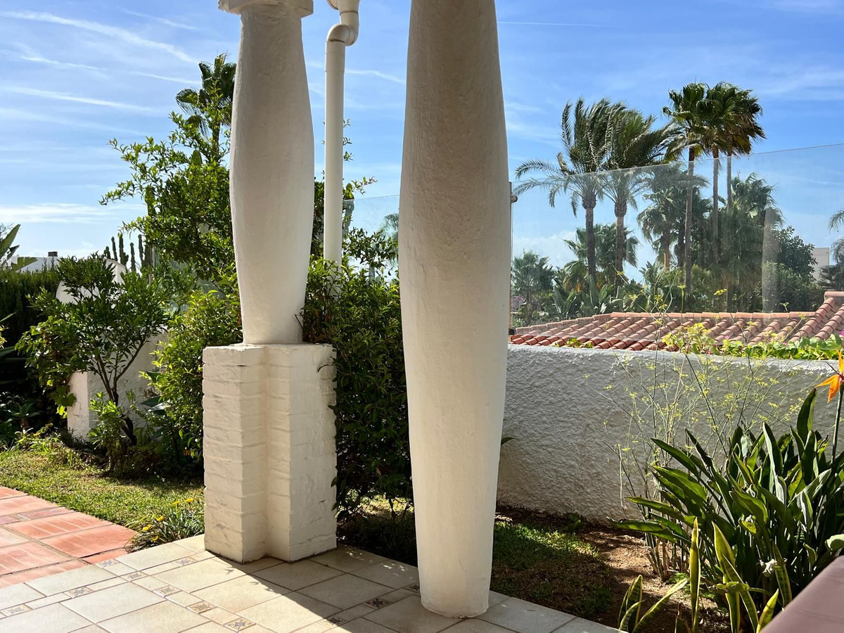 2d7248d19078950a640f78dbc85c3f22 - 20