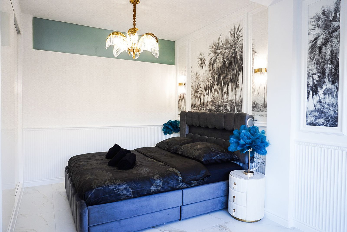 2db1364feb34c291c328137c7ddb2218 - 16