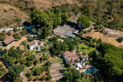 2dc9cbc07e0656c24c9b62329d80c543 - 1