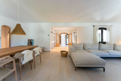 2dc9cbc07e0656c24c9b62329d80c543 - 15