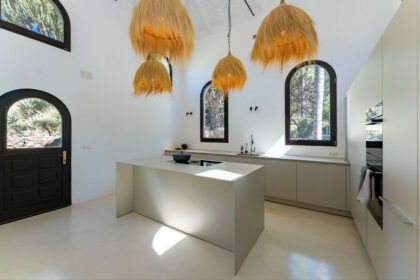 2dc9cbc07e0656c24c9b62329d80c543 - 16