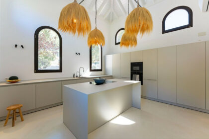 2dc9cbc07e0656c24c9b62329d80c543 - 19