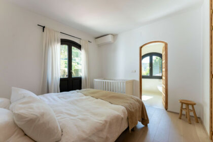 2dc9cbc07e0656c24c9b62329d80c543 - 28