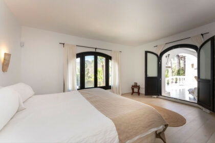 2dc9cbc07e0656c24c9b62329d80c543 - 33