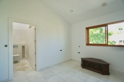 2e89d506dc23637cae41cafbf12fb6f9 - 12