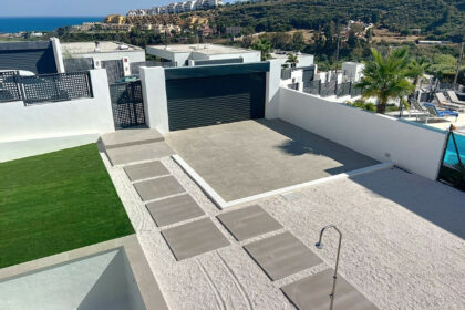 2ebe26c3b70e3731d5376b77fbd54ad8 - 13