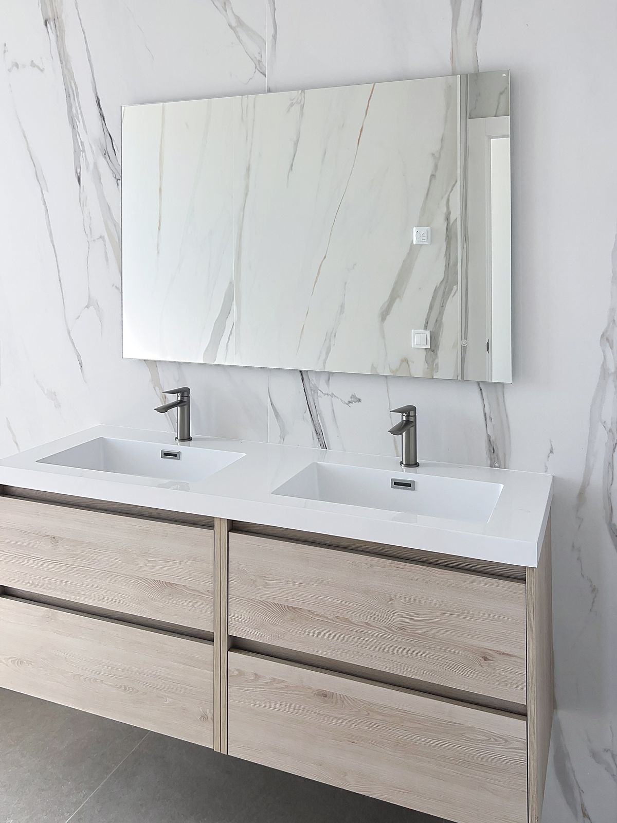 2ebe26c3b70e3731d5376b77fbd54ad8 - 19