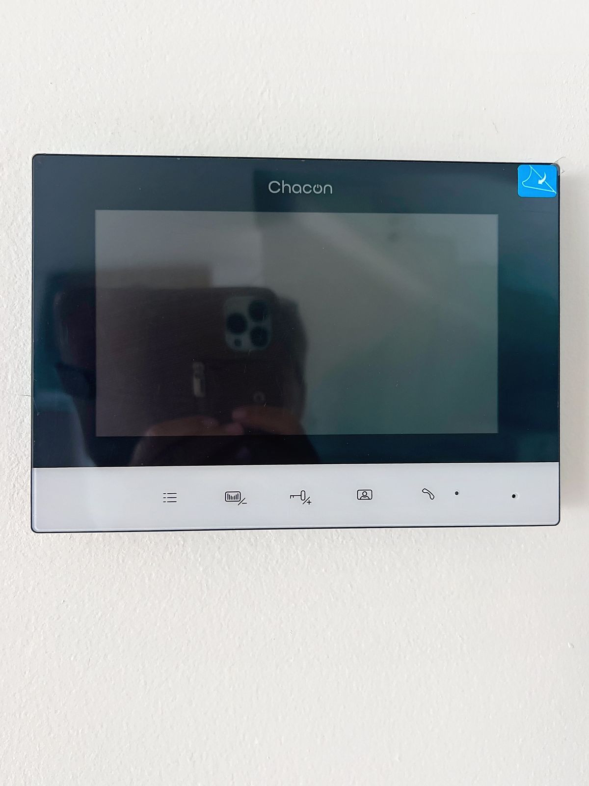 2ebe26c3b70e3731d5376b77fbd54ad8 - 22