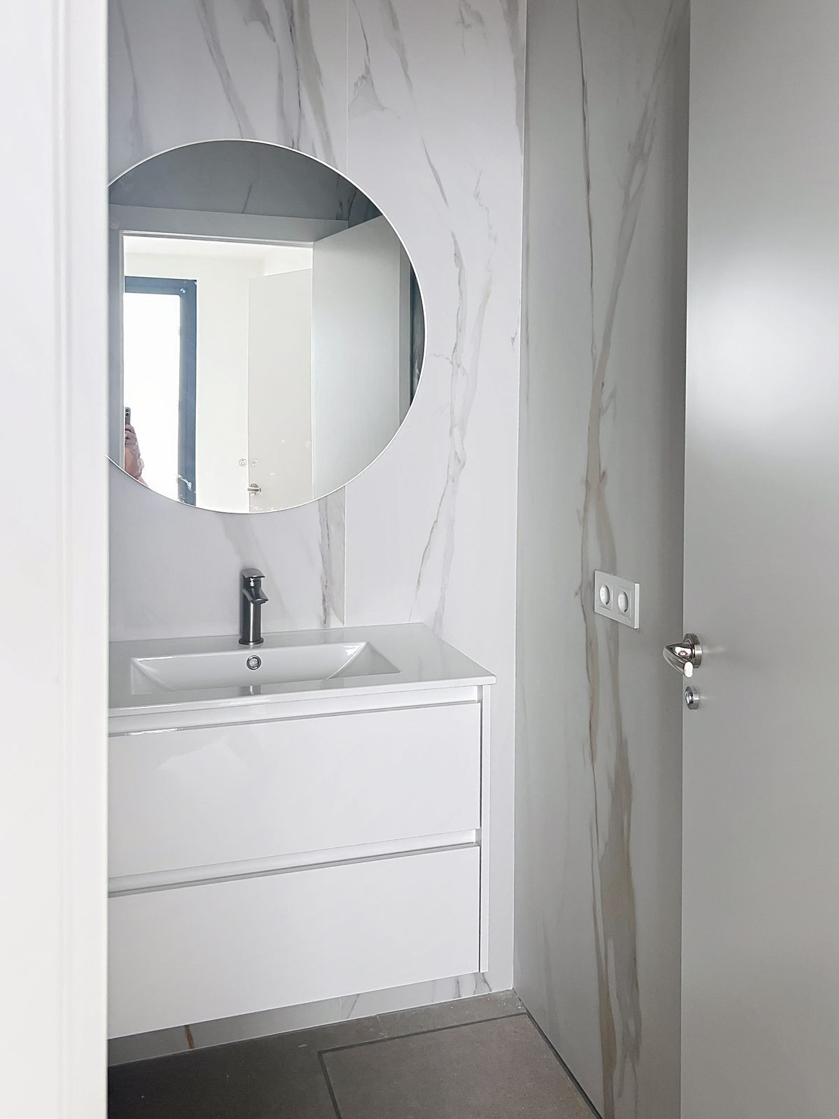 2ebe26c3b70e3731d5376b77fbd54ad8 - 33