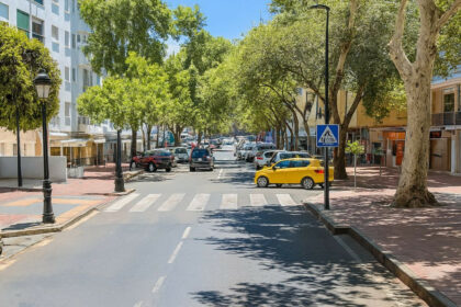 2ede45b2088bd555eafdf9201cbffc18 - 1