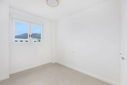 2f369b95f7fdbd7135faeba428e7c2e7 - 12