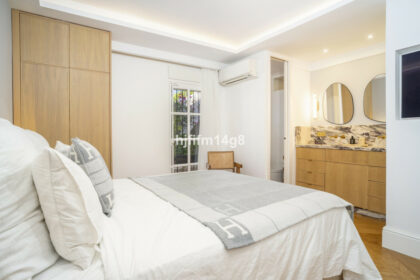 30c67c9016c4ba46941d154bced379ac - 10