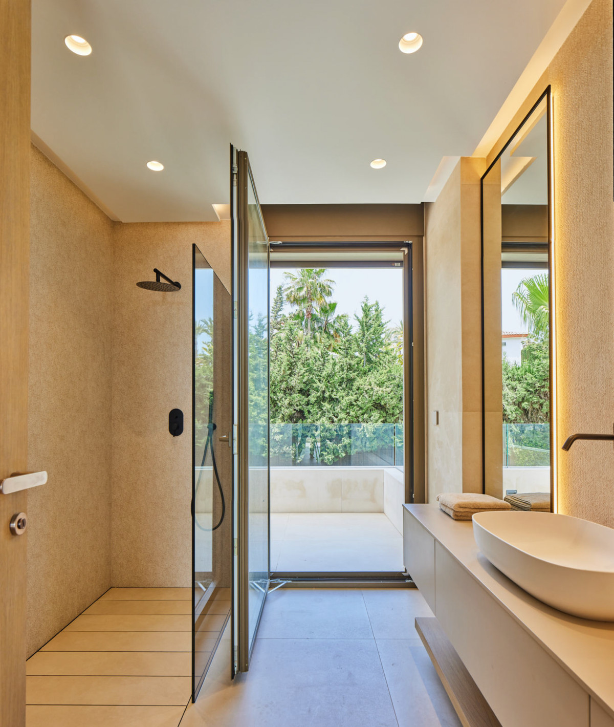 31d5335392896e6c937d2e4184ebbb89 - 14