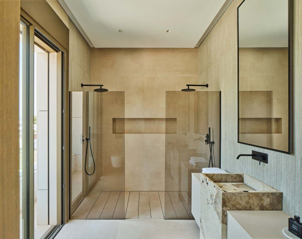 31d5335392896e6c937d2e4184ebbb89 - 22