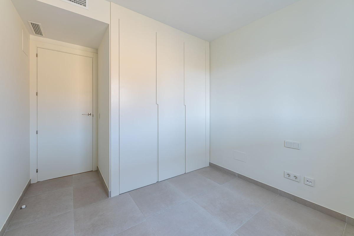 31f3f78358ffe70640821351e87faa4e - 15