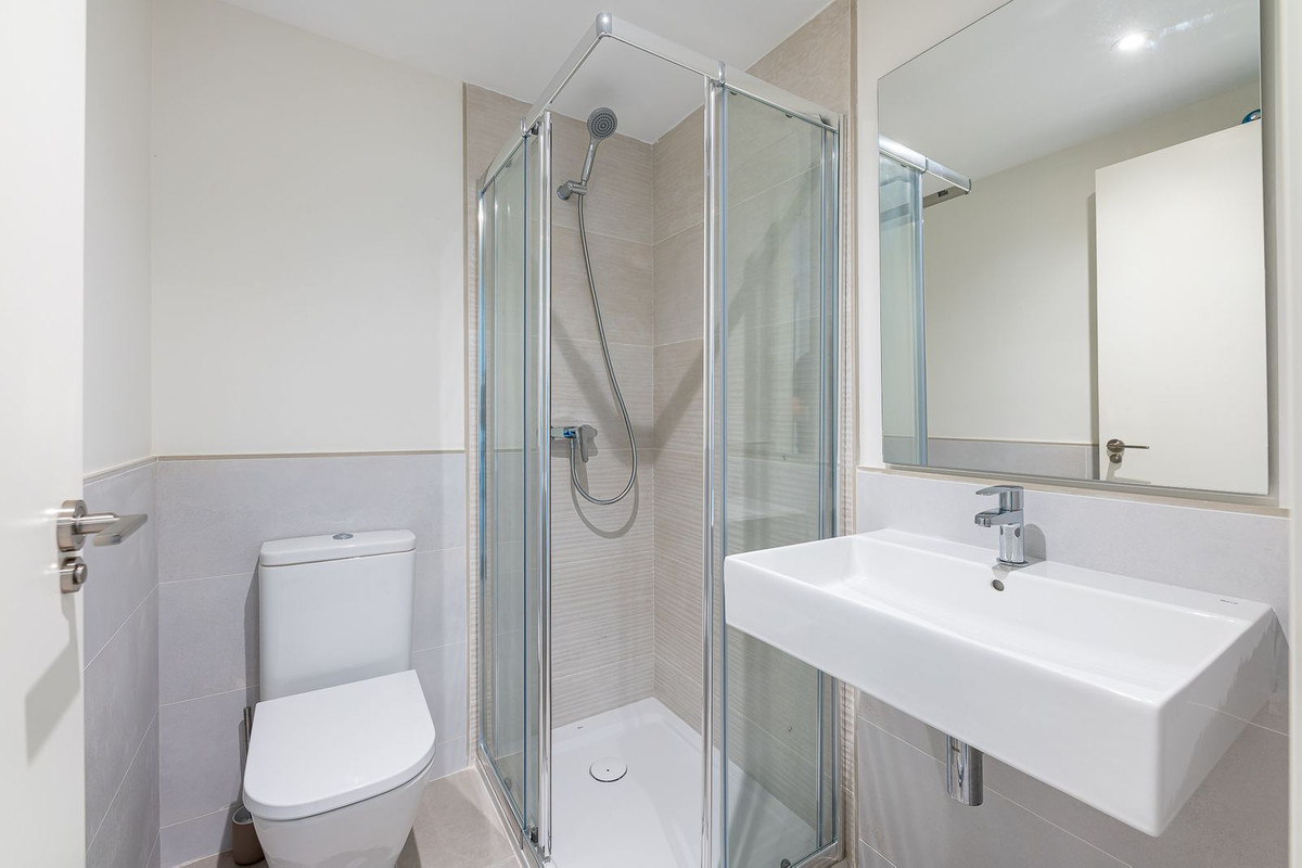 31f3f78358ffe70640821351e87faa4e - 16