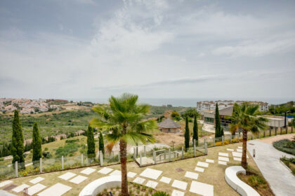 32e9cd4d89ad21170893e0ad0b238c60 - 1