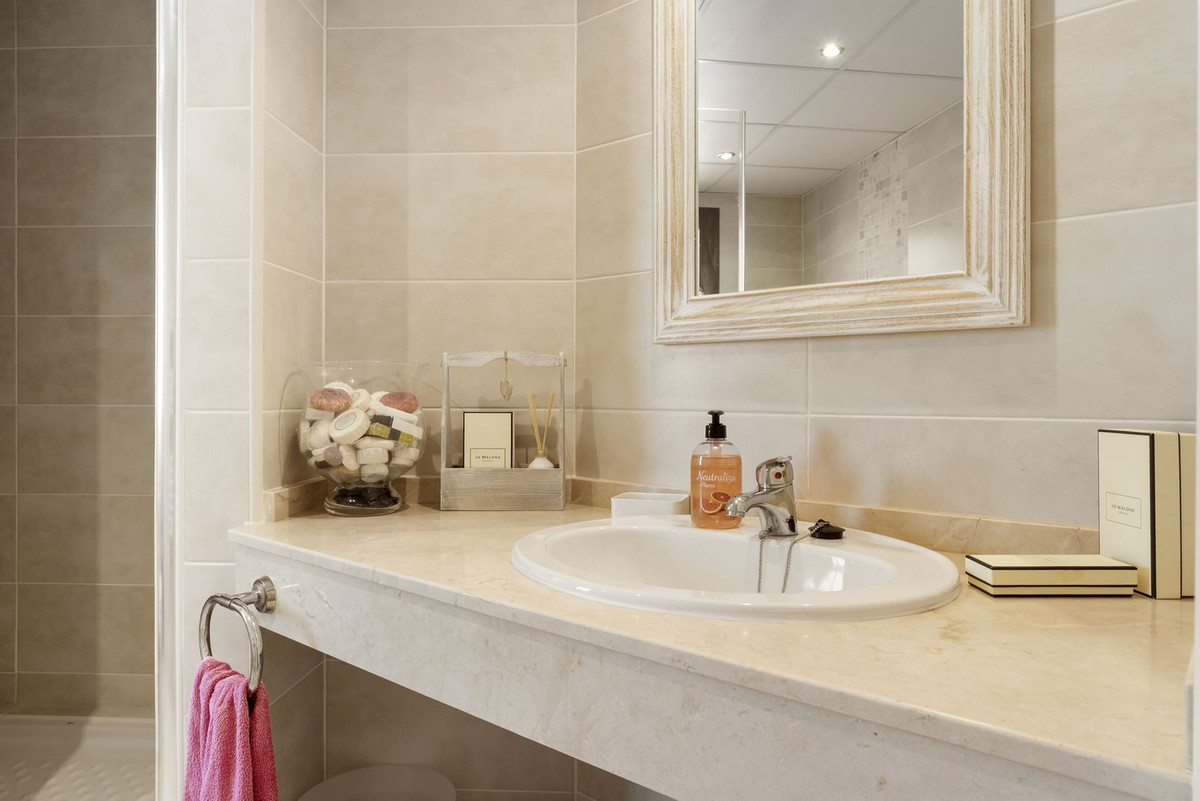 32fbf429b9de8c6d16a785b8bedb3311 - 18