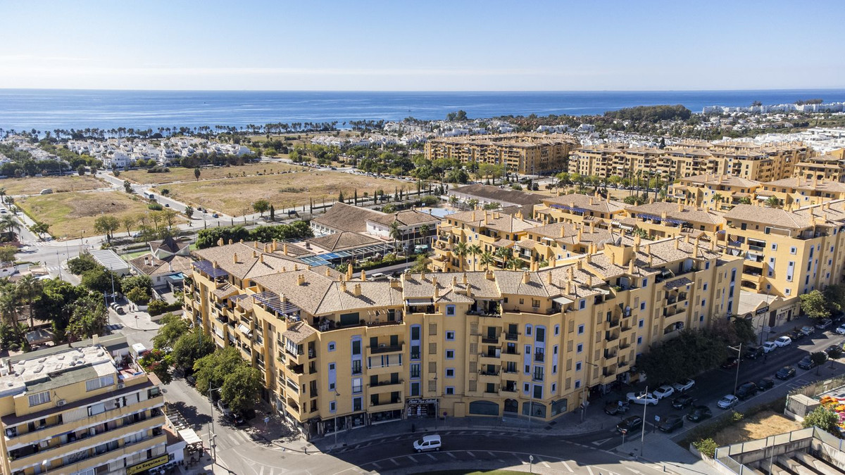 32fbf429b9de8c6d16a785b8bedb3311 - 33