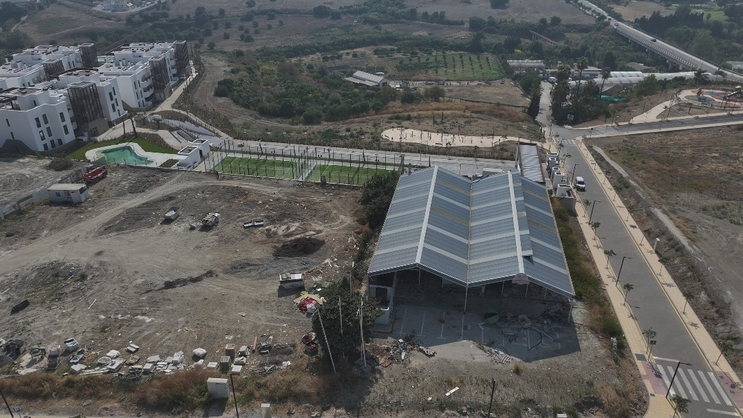 35048940489738ab231076e694567b76 - 12