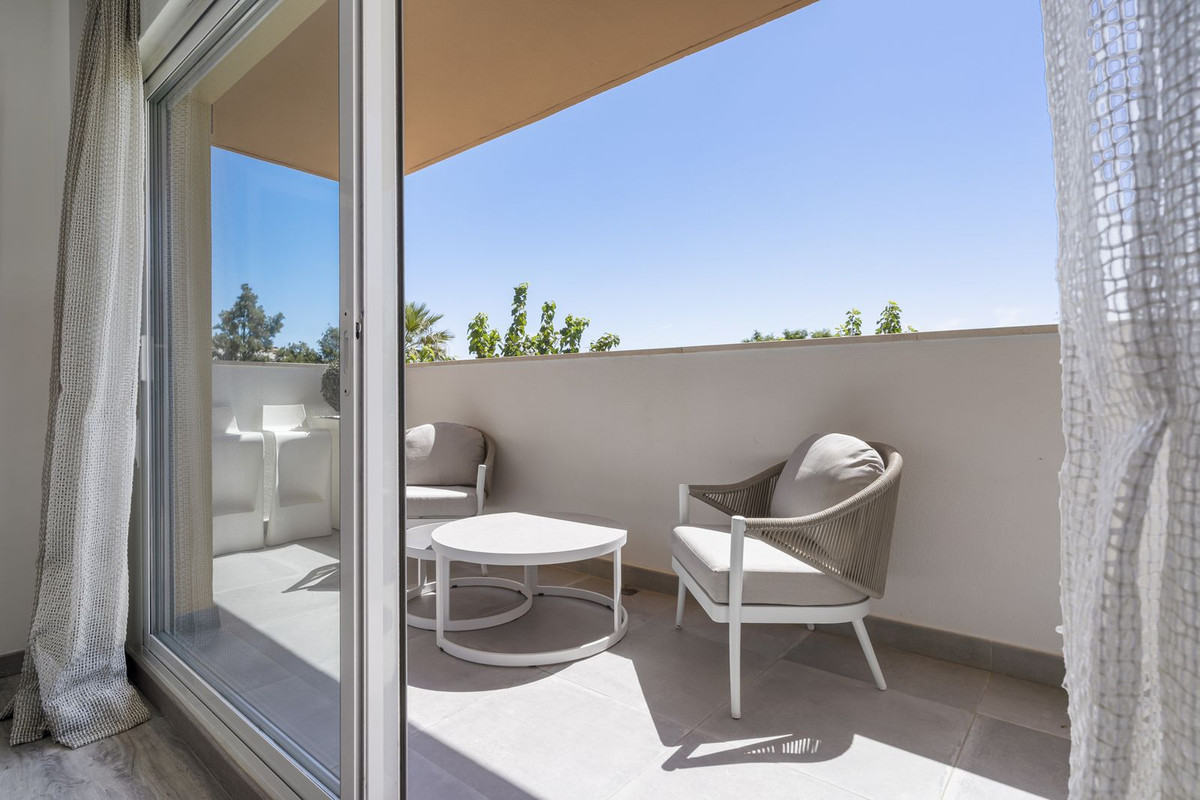 35b90988aa048fc766739784e9e0b380 - 14