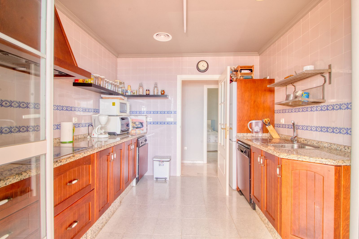 35c7196c81214a3b20aad2f33dc7f3fd - 16