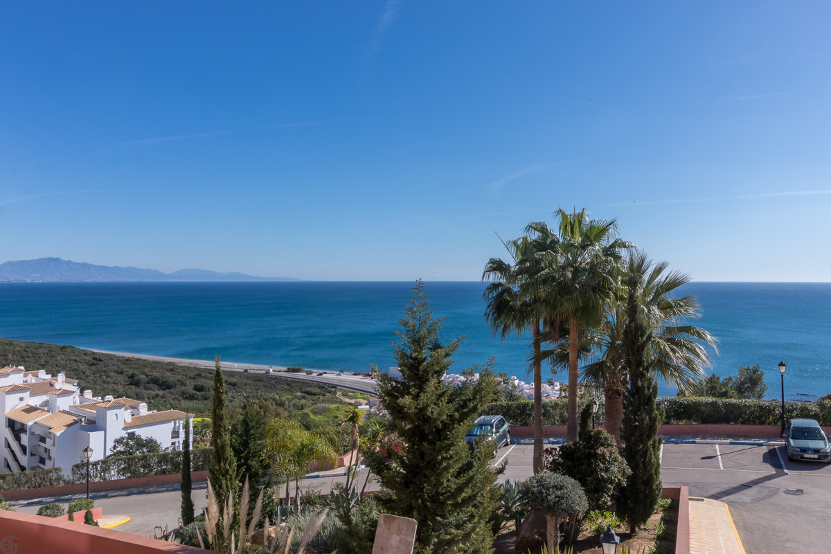 35c7196c81214a3b20aad2f33dc7f3fd - 34