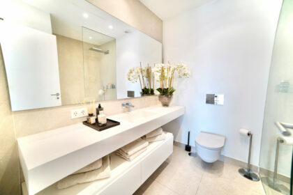 363b0b2a3cb155cc94c333f321e2387c - 10