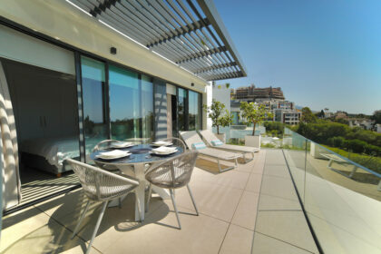 363b0b2a3cb155cc94c333f321e2387c - 14