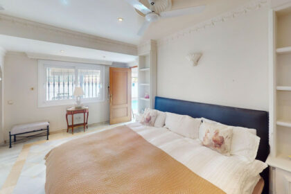 36c0d676132231a9c76f2bf21cf9e1ad - 23