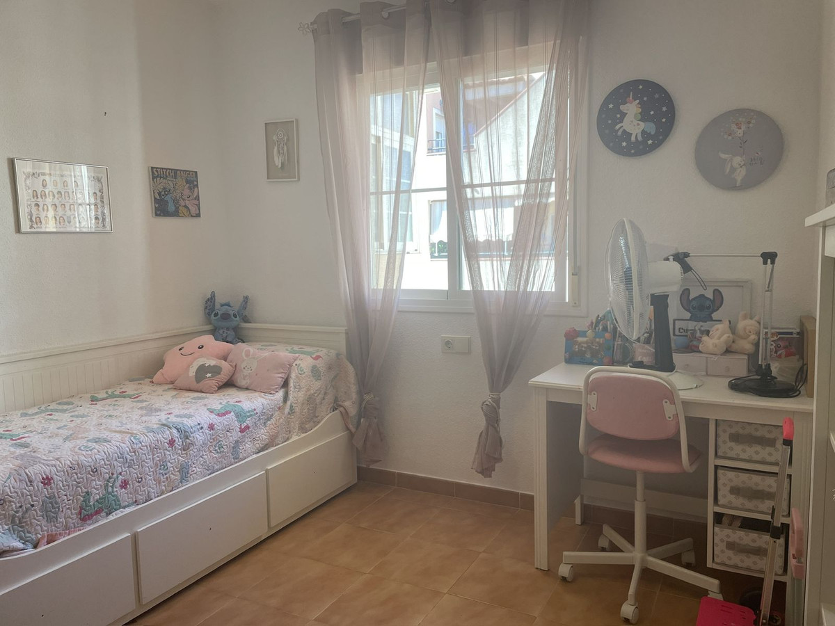 37387b84a3e1b9b5f507a52f4a882b74 - 18