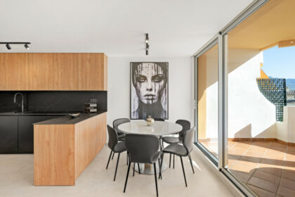 37636c00c676f918cca1bacc83740627 - 10