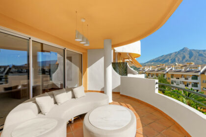 37636c00c676f918cca1bacc83740627 - 14