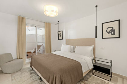 37636c00c676f918cca1bacc83740627 - 18