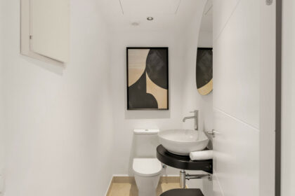 37636c00c676f918cca1bacc83740627 - 22