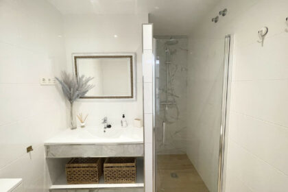 3e284f14f2cd467f2f47638383ecaa09 - 31