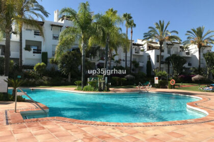 3e740001da03bb3e2b296d5a6d36e06f - 1