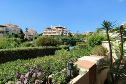 3e7b5a091bd752de42e0884dd2354fa3 - 22