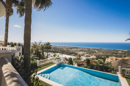 3ed4e340d9e6c2ca007635ca7af699cd - 1