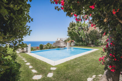 3ed4e340d9e6c2ca007635ca7af699cd - 10