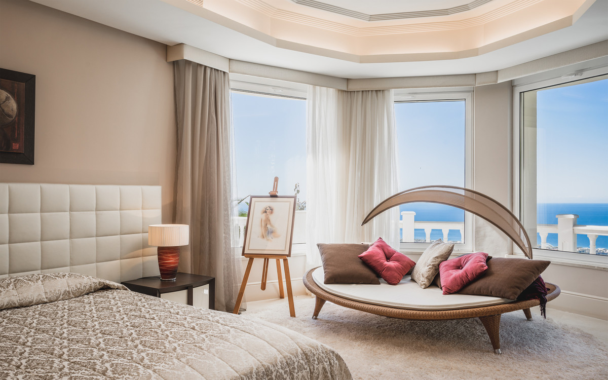 3ed4e340d9e6c2ca007635ca7af699cd - 21