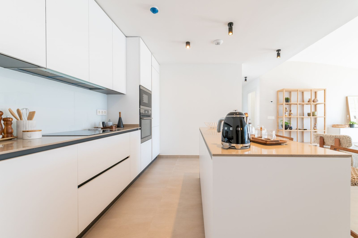 3f622c995487814312d690a7183b502f - 14