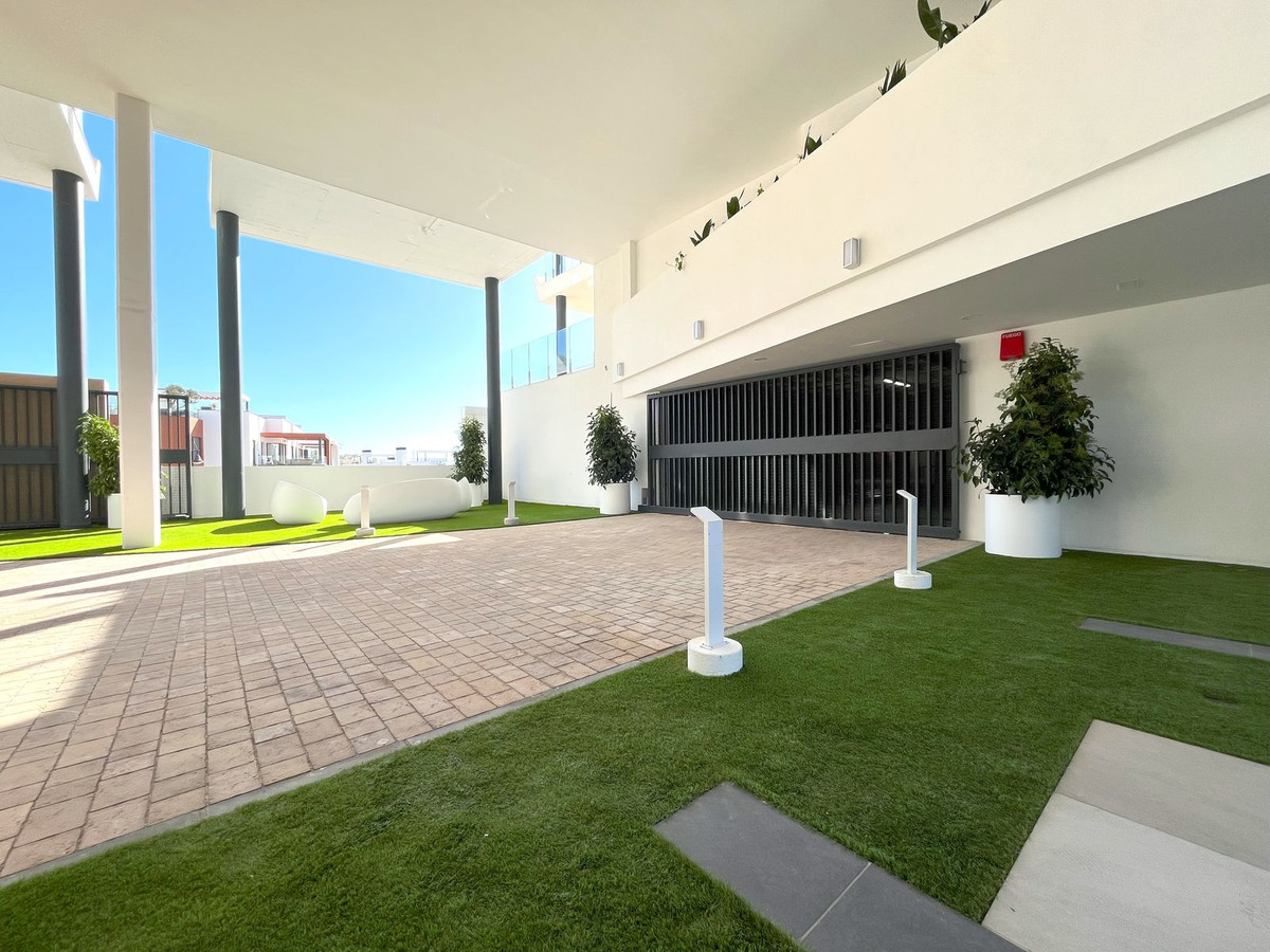 3f622c995487814312d690a7183b502f - 28