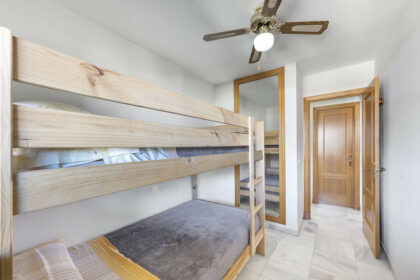 3f8c2354400f7c3a39f9e6e09c5a90f4 - 16