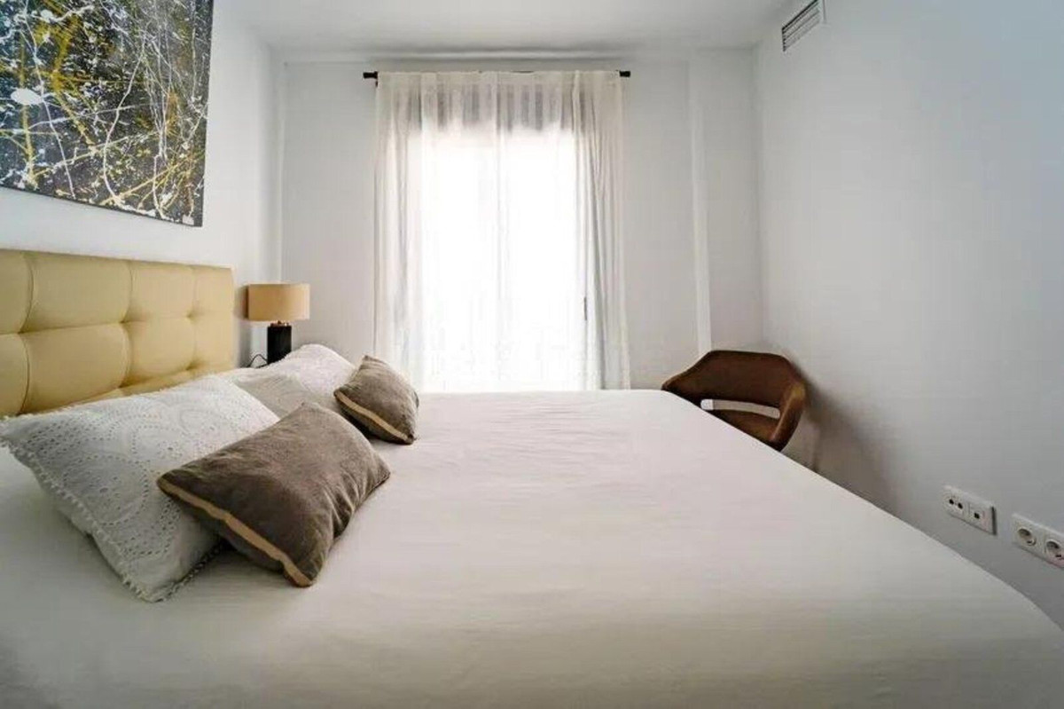 40146be50f189303400d51e6f1e379a9 - 12