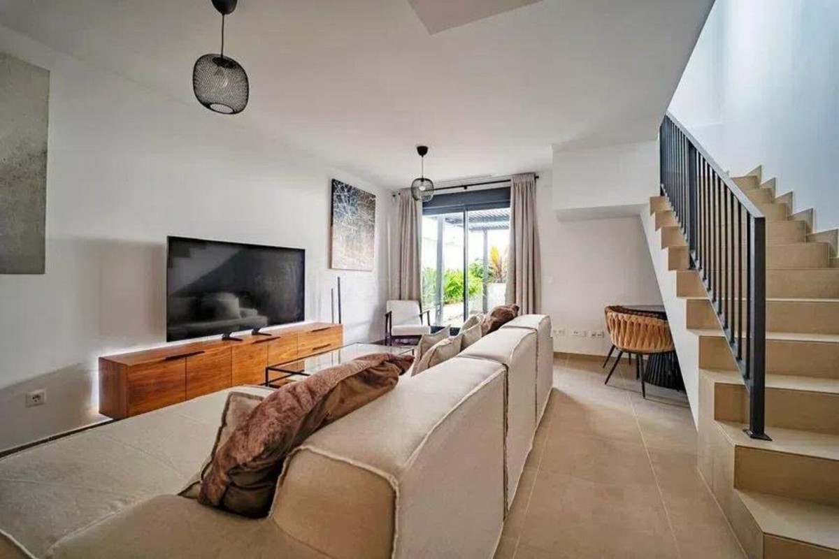 40146be50f189303400d51e6f1e379a9 - 2