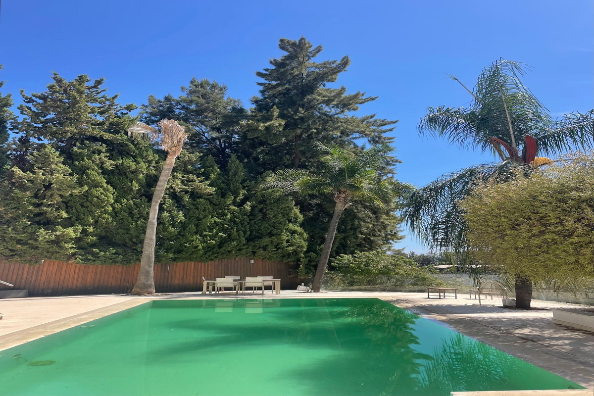 408588719fc1483de92de7017ba07756 - 10