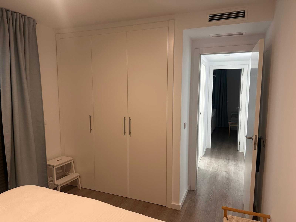 40886260417c04fb5e1b0560fb4c3bed - 11